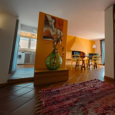 Accogliente Attico Apartmán